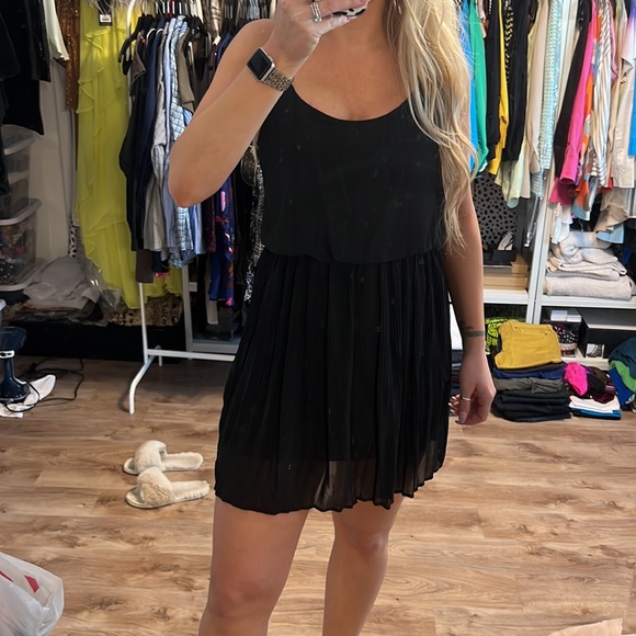 Lush Strappy Back Pleated Bottom Dress - Picture 10 of 14